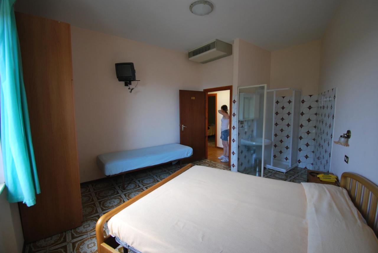 Hotel & Ristorante L'Angoletto In Selci Selci  Exteriér fotografie